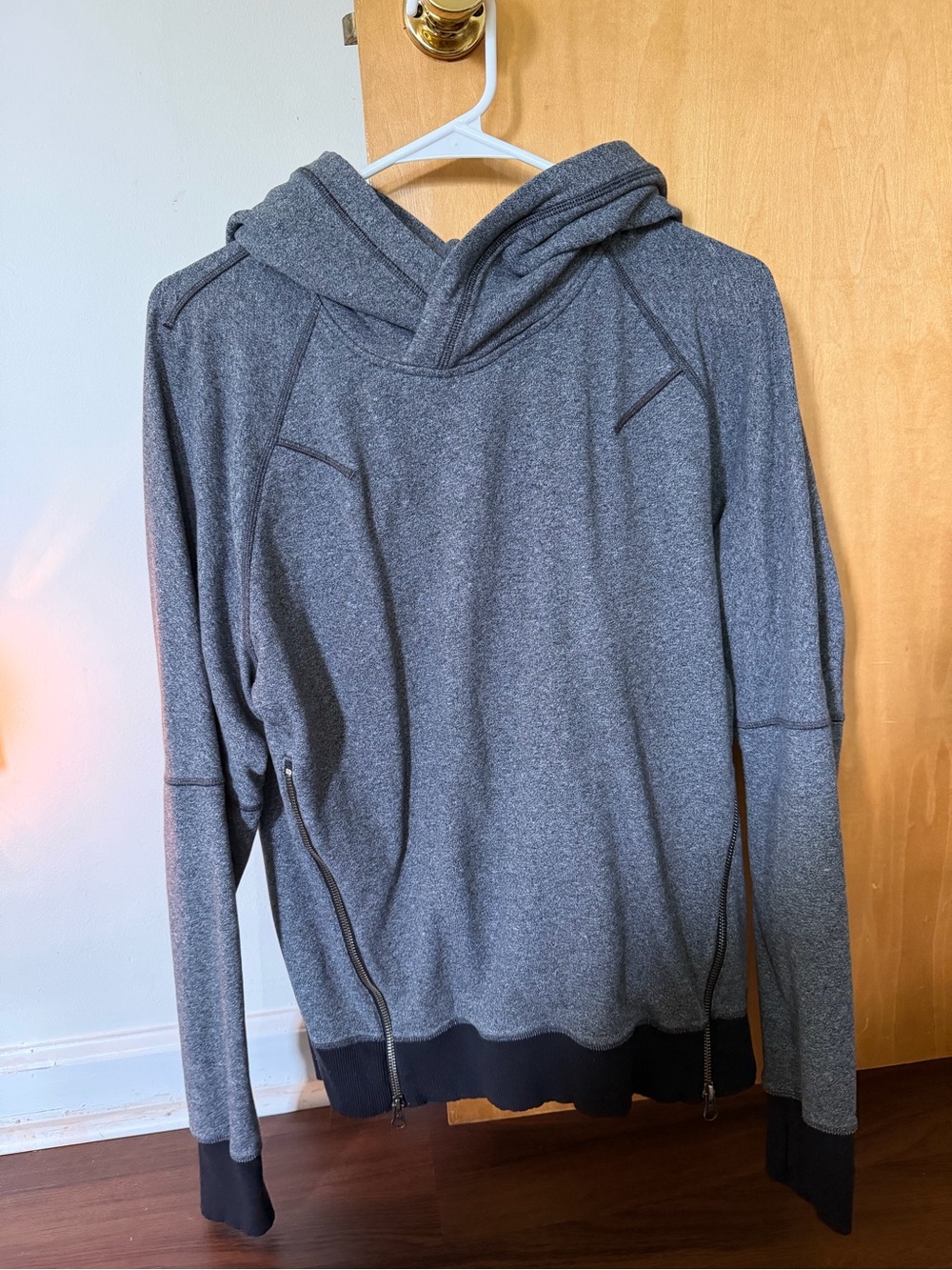 lululemon athletica Women's Hooded Pullover - Heather Gray